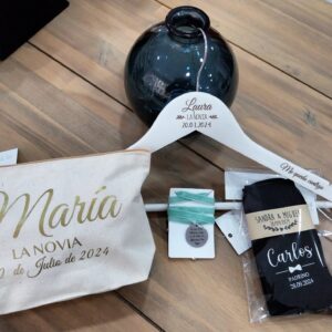 Perchas Personalizadas Bodas y Eventos