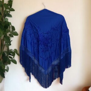 Mantoncillo Azul Eléctrico Bordado Flor Al Tono