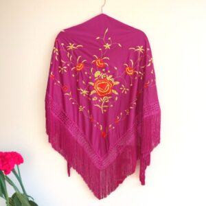 Mantoncillo Buganvilla Bordado Flor Rojo y Dorado