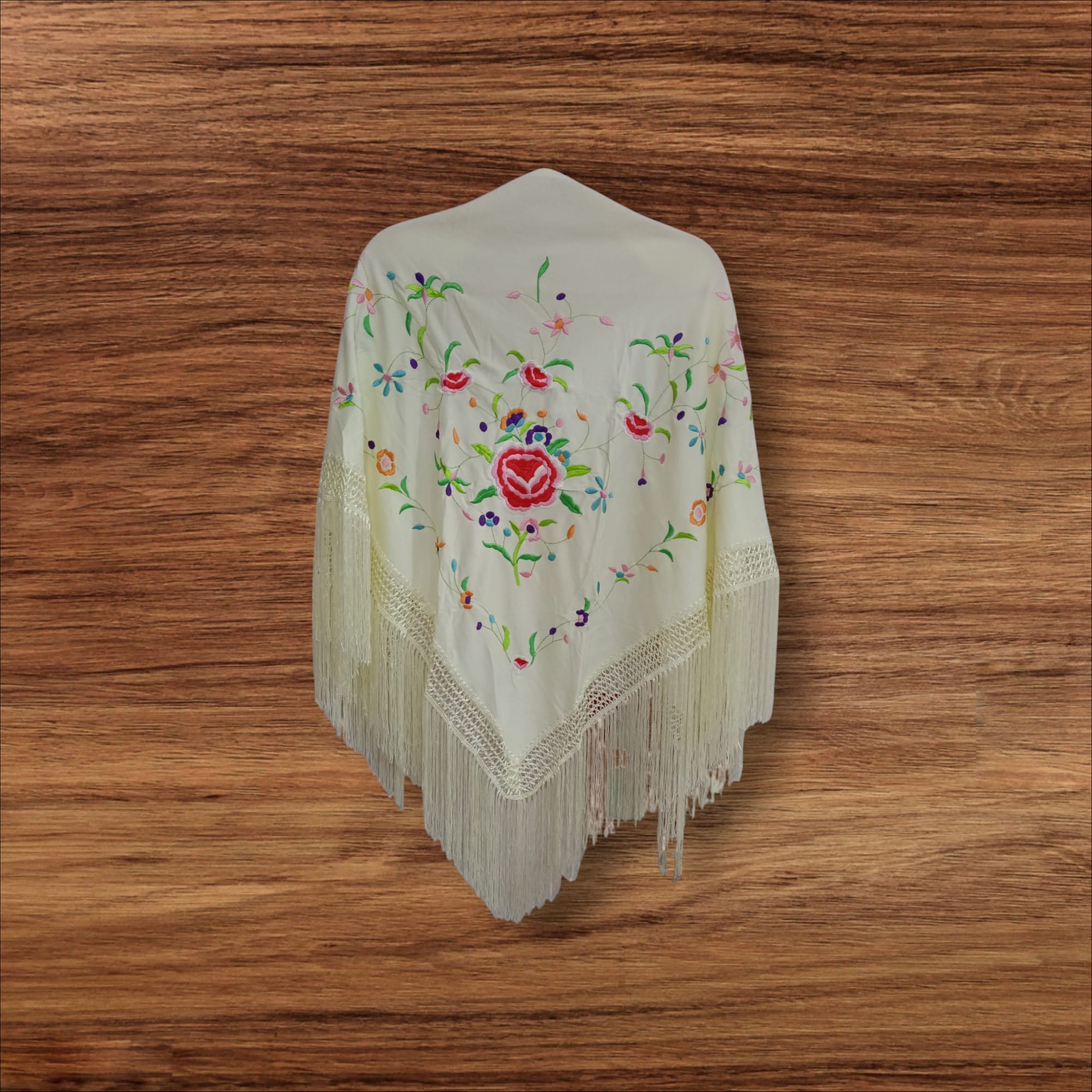 Mantoncillo Beige Bordado Flor de Colores