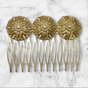 Peinecillo Botones Diseño Flor Dorado Mate