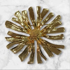 Broche Flor Grande Dorado