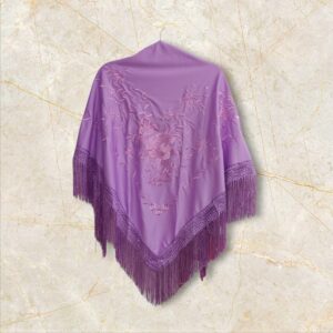 Mantoncillo Lila Bordado Ramillete Malva