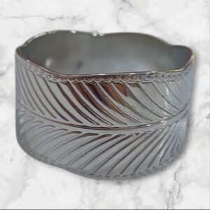 Anillo para Mantoncillo Diseño Hojas Plata