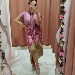 Falda Midi con Estampado Rosa y Flecos