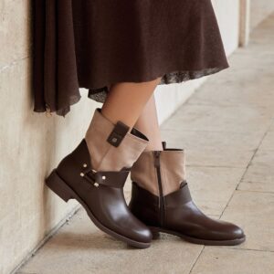 Botas Planas Marrón Chocolate - Camel
