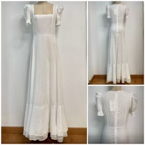 Bata Rociera Perforada Blanca con Manga Abullonada