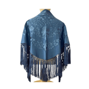 Mantoncillo Primavera Azul Ducado Bordado a Tono