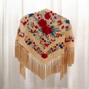 Mantoncillo Cantillana Vainilla Bordado Rojo