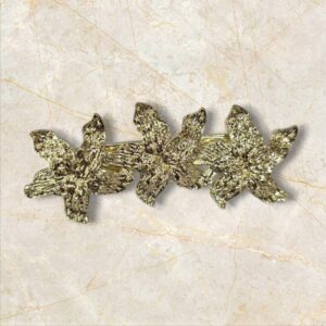 Broche Flores Textura Rugosa Dorado