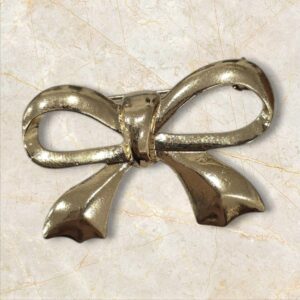 Broche Mediano Lazo Dorado